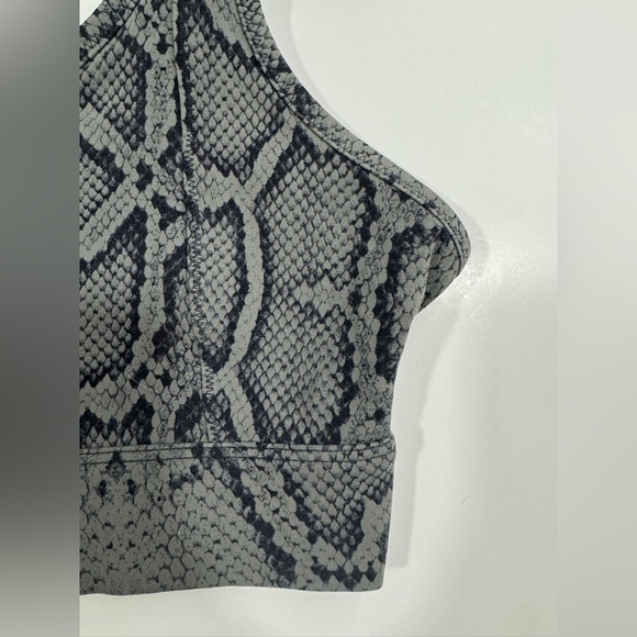 Varley Zip Sports Bra in Black Python Sz XS - Picture 3 of 12